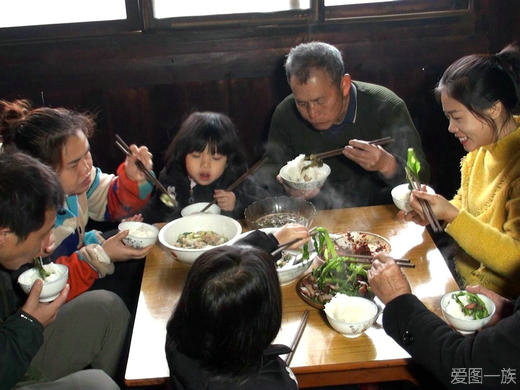 家人在一起的幸福快乐说说 和一家人在一起幸福(精选9句)