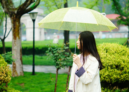 下雨天 走心文案(精选24句)